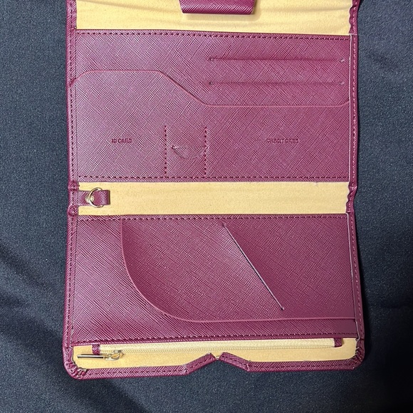 NWOT Zopper Travel Wallet - Picture 7 of 10